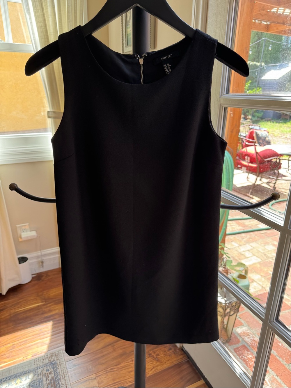 Forever 21 Black Sleeveless Mini Sheath Dress Size XS